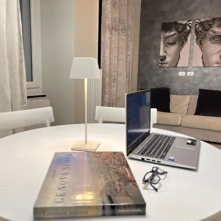 Vico Stella Luxury Apartment, Centro Storico, Porto Antico Acquario Lejlighed *