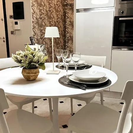 아파트 Vico Stella Luxury Apartment, Centro Storico, Porto Antico Acquario *